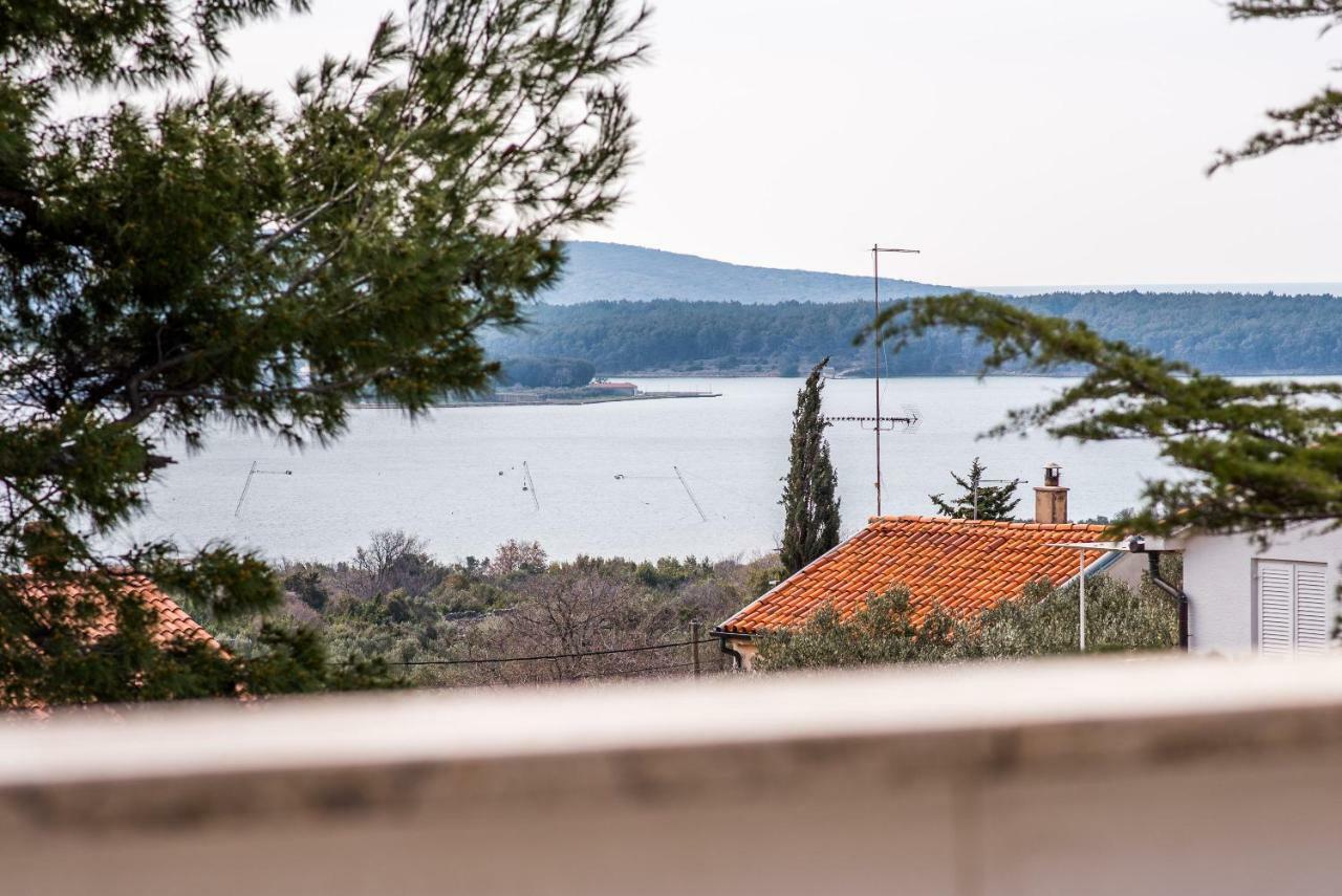 Apartmán Ksenija Kornić Exteriér fotografie